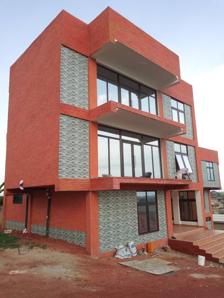 Modern Shecco Architectural Wall Facade